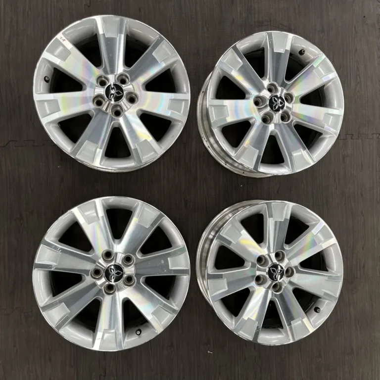 中古 三菱 DELICA ホイール 18×7.0J PCD 5x114.3 ET38 #715D40325の実物写真（1枚目）