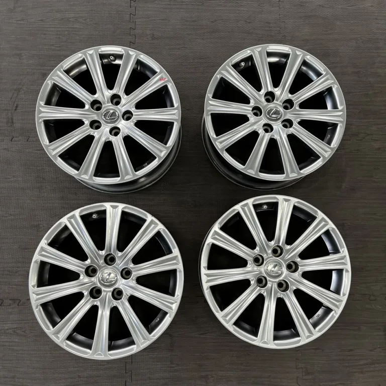 中古 レクサス NX ホイール 17×7.0J PCD 5x114.3 ET35 #744D40325の実物写真（1枚目）