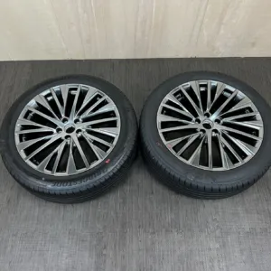 中古 レクサス RX ホイール 21×8.0J PCD 5x114.3 ET40 #917D40325の実物写真(1枚目)
