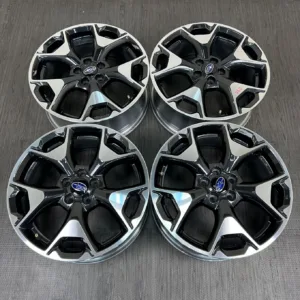 中古 スバル XV ホイール 17×7.0J PCD 5x100 ET48 #245D40925の実物写真（1枚目）