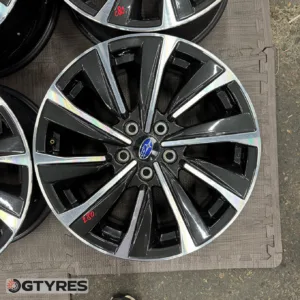 中古 スバル LEVORG STI ホイール 18×7.5J PCD 5x114.3 ET55 #280D40925の実物写真（1枚目）