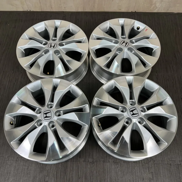 HONDA CR-V Диск 17 × 6.5J · 5x114.3 · ET50 артикул 409D40925