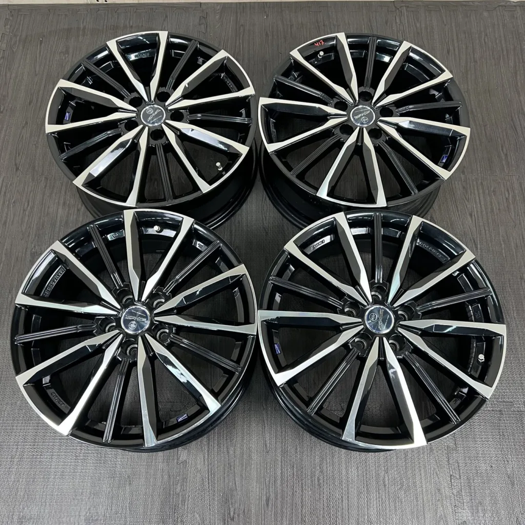 中古 KYOHO SMACK VALKYRIE ホイール 18×7.0J PCD 5x114.3 ET38 #417D40925の実物写真（1枚目）