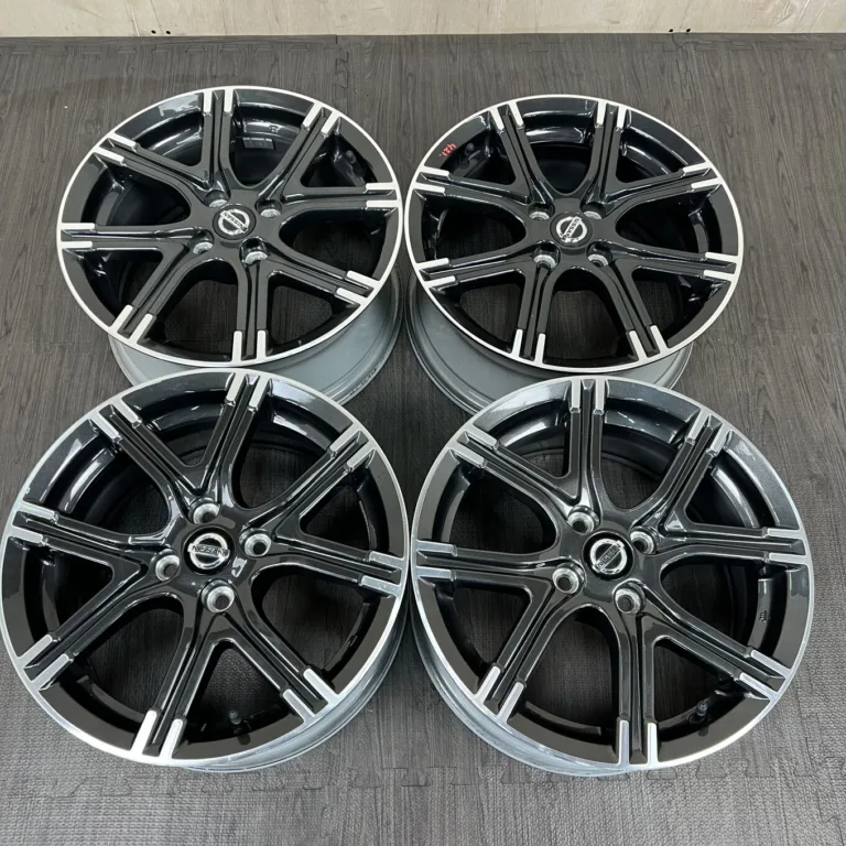 中古 日産 NOTE NISMO ホイール 16×7.0J PCD 4x100 ET46 #421D40925の実物写真（1枚目）