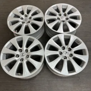 中古 レクサス GS ホイール 17×7.5J PCD 5x114.3 ET45 #437D40925の実物写真(1枚目)