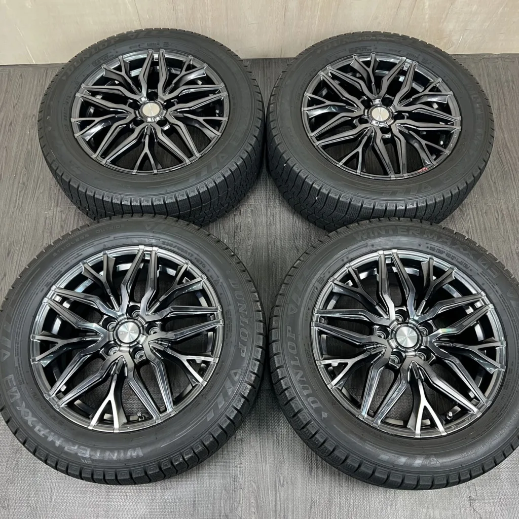 中古 DORFREN VARGLE ホイール 17×7.0J PCD 5x114.3 ET38 #520D40925の実物写真（1枚目）