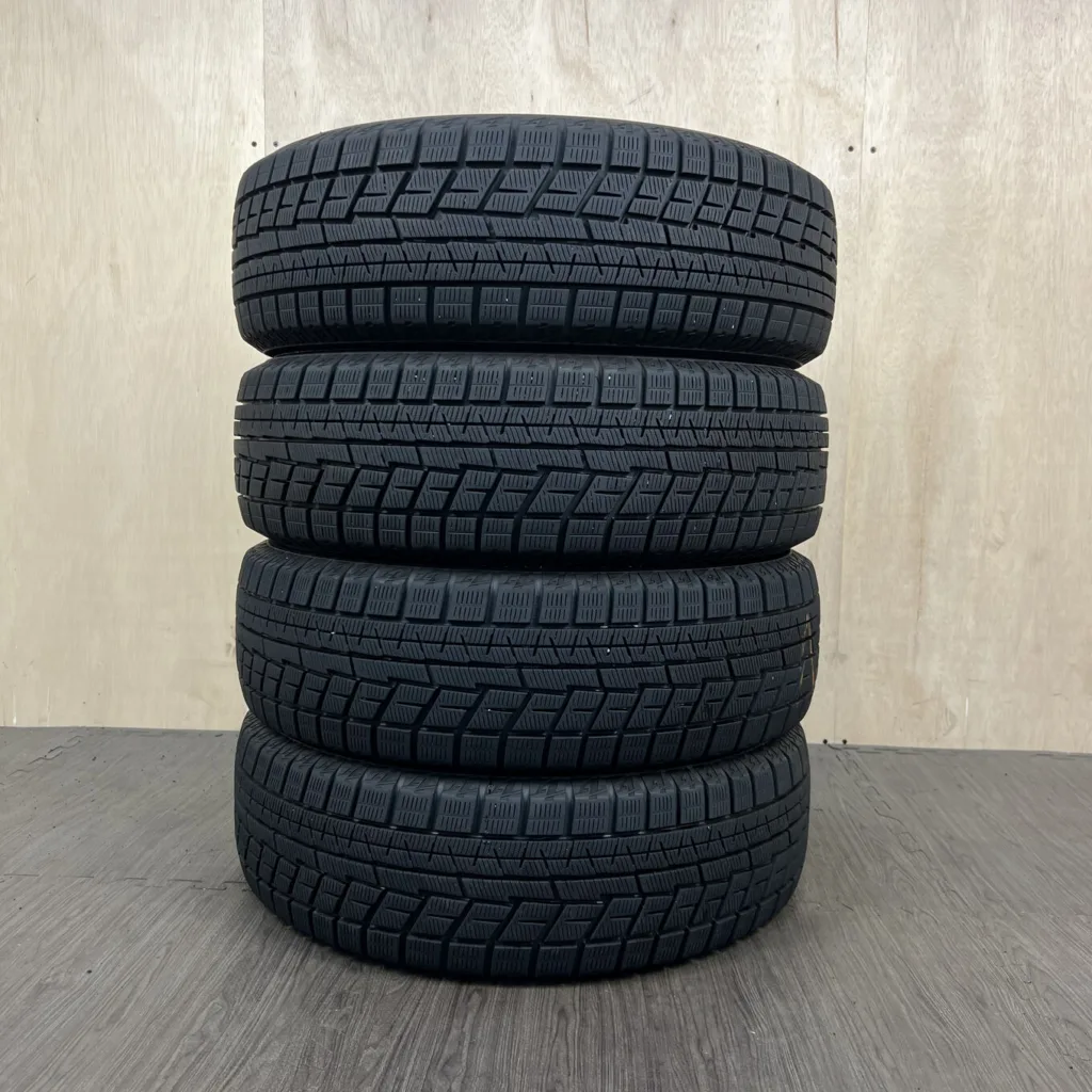 中古 YOKOHAMA ICE GUARD IG60 冬用タイヤ 195/65R15 #0005AT001026の実物写真（1枚目）
