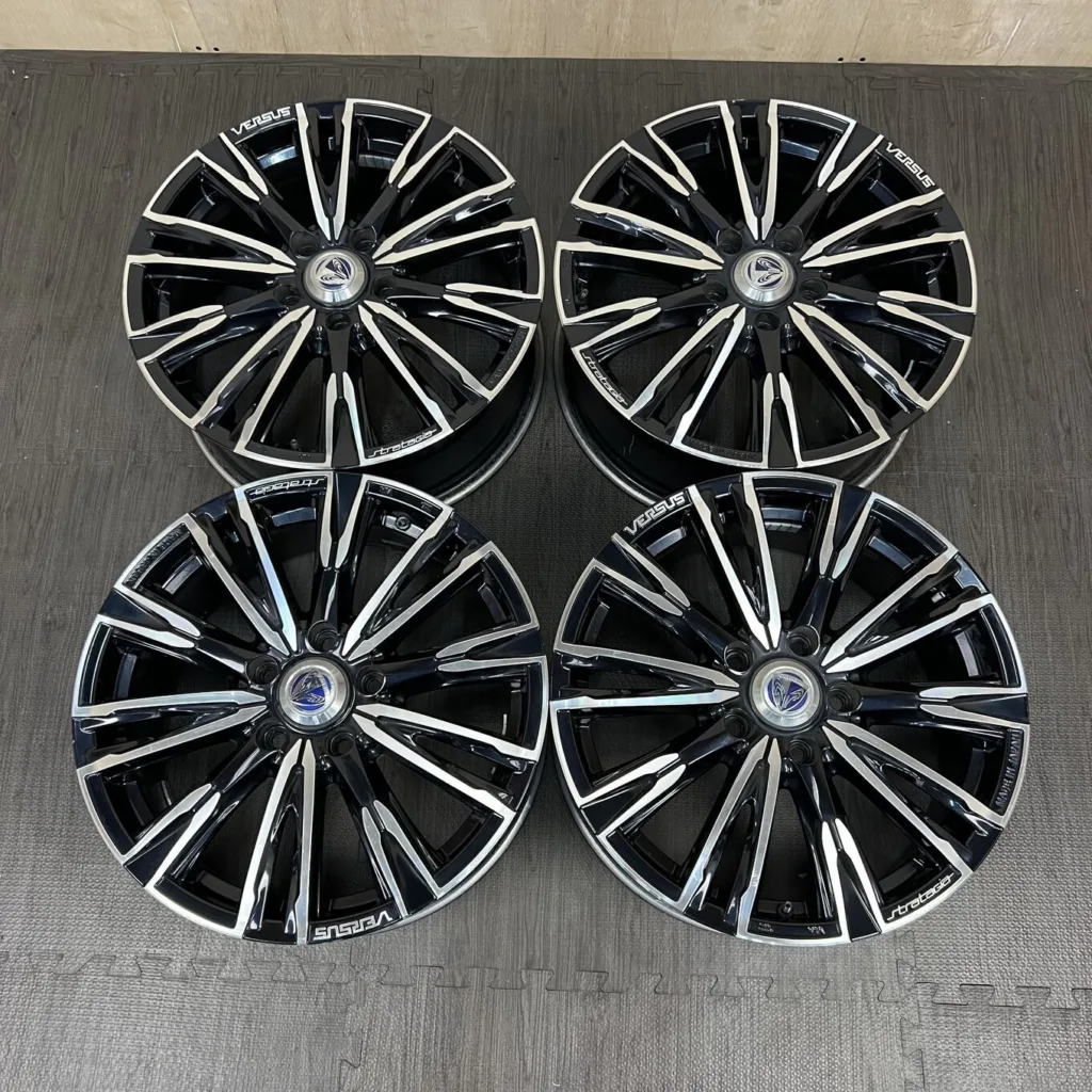 中古 RAYS VERSUS LUCIANNA ホイール 17×7.0J PCD 5x114.3 ET55 #0099AD030926の実物写真（1枚目）