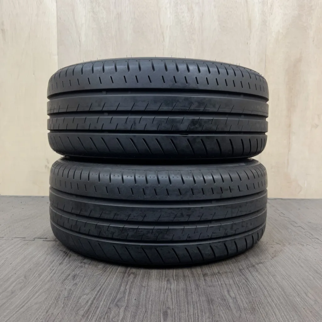 中古 BRIDGESTONE TURANZA T002 サマータイヤ 215/45R17 #0004AT021026の実物写真（1枚目）