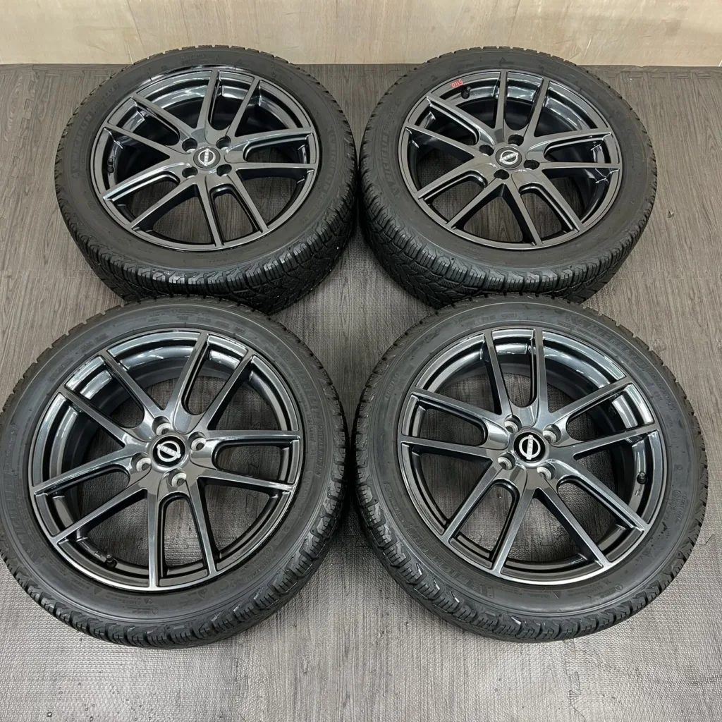 中古 日産 NOTE AURA ホイール 17×6.5J PCD 4x100 ET40 #540D40925の実物写真（1枚目）