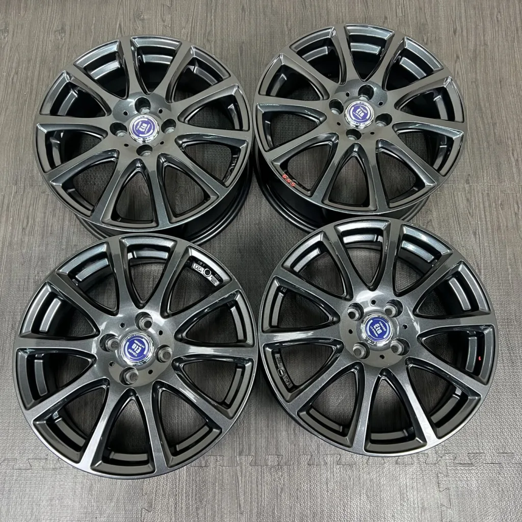 中古 LA STRADA TIRADO ETA ホイール 16×6.0J PCD 4x100 ET42 #559D40925の実物写真（1枚目）