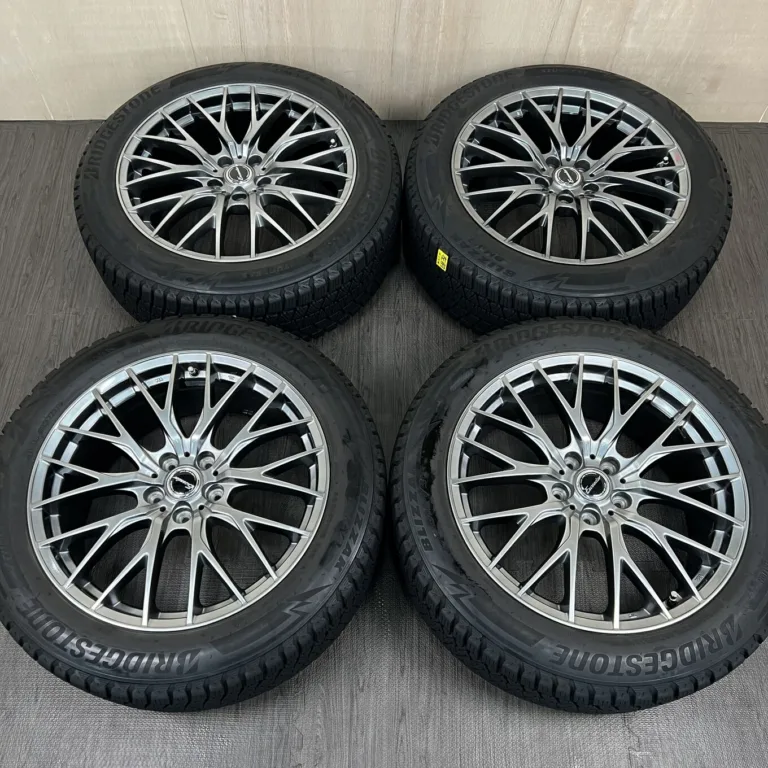中古 HOT STUFF EXCEEDER E05 ホイール 19×6.0J PCD 5x114.3 ET42 #576D40925の実物写真（1枚目）