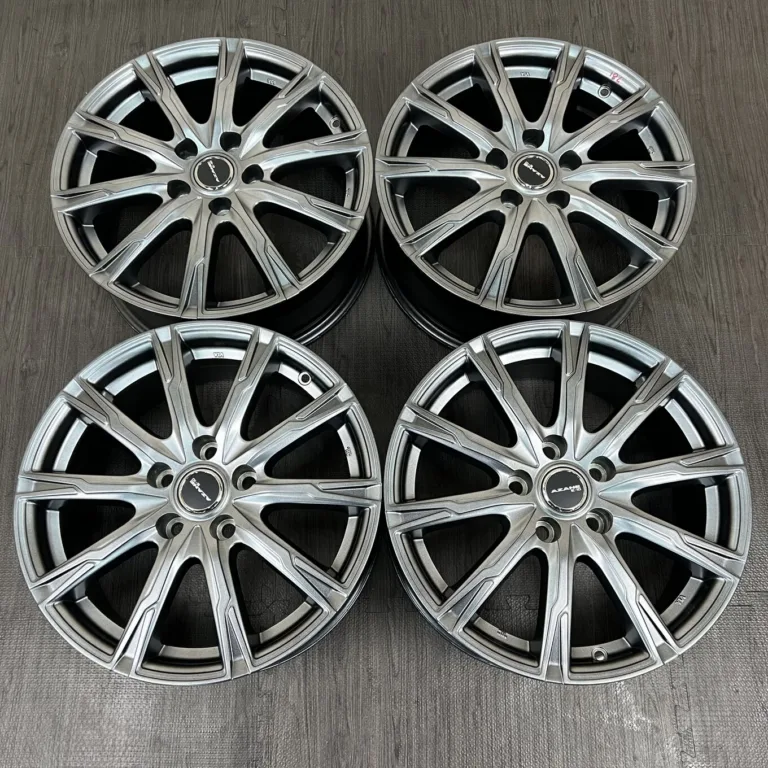 中古 AZANE E-10 BLIZZAK VRX2 ホイール 17×7.0J PCD 5x114.3 ET38 #581D40925の実物写真（1枚目）