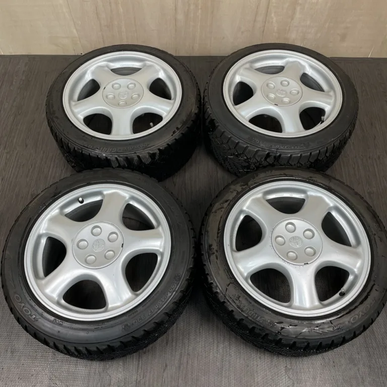 中古 トヨタ SUPRA ホイール 17×8.0J PCD 5x114.3 ET50 · 後輪 9.5J ET50 #2D40426の実物写真（1枚目）