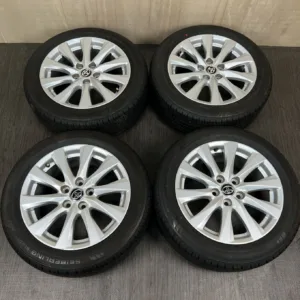 中古 トヨタ CAMRY XV70 ホイール 17×7.5J PCD 5x114.3 ET45 #12D40426の実物写真（1枚目）
