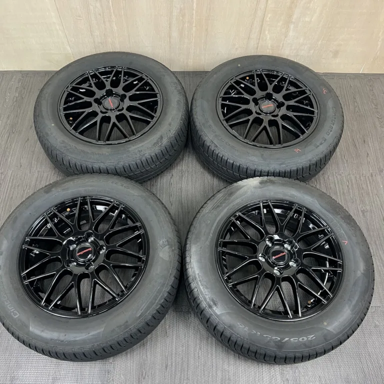 中古 HUMANLINE ホイール 16×6.5J PCD 5x114.3 ET43 #14D40426の実物写真（1枚目）