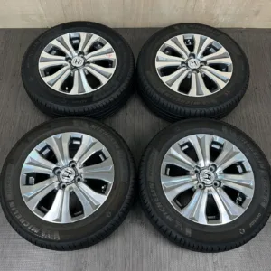 中古 ホンダ FREED ホイール 15×5.5J PCD 4x100 ET55 #26D40426の実物写真（1枚目）