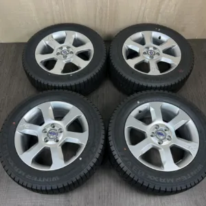 中古 ボルボ XC70, XC60, XC90 ホイール 17×7.5J PCD 5x108 ET55 #41D40426の実物写真(1枚目)