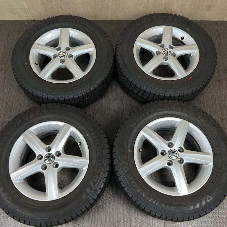中古 フォルクスワーゲン POLO 6R/AW ホイール 15×6.0J PCD 5x100 ET40 #54D40426の実物写真（1枚目）