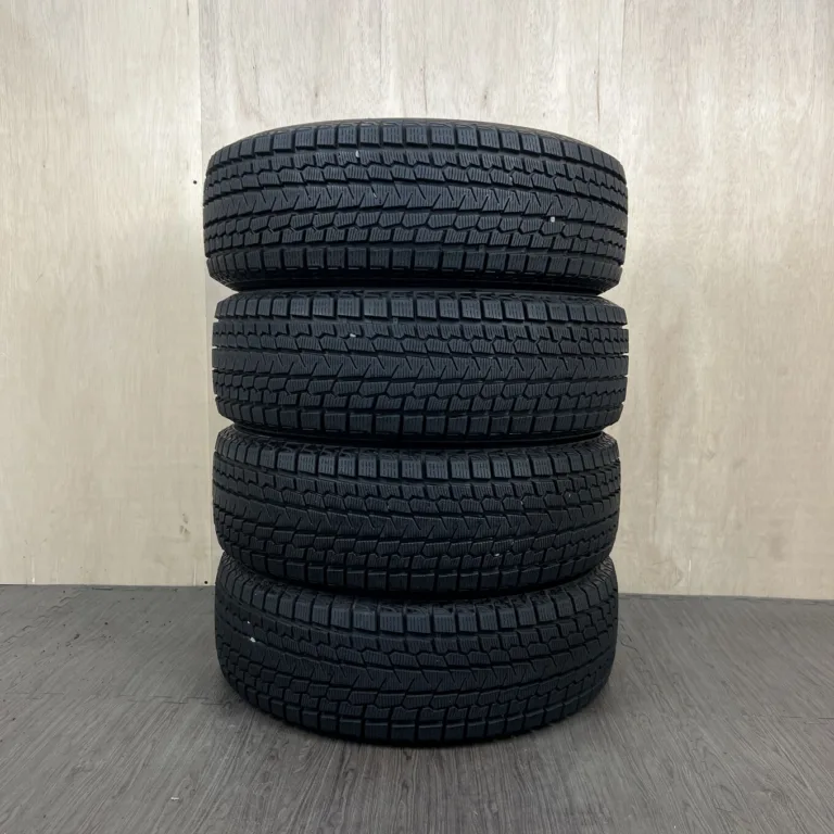 中古 YOKOHAMA ICE GUARD SUV G075 冬用タイヤ 225/60R18 #0066AT001026の実物写真（1枚目）