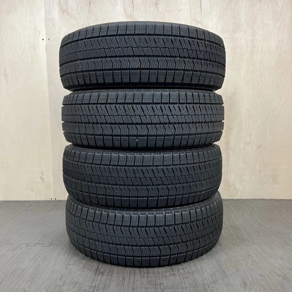 BRIDGESTONE BLIZZAK VRX2 Шина 205/65 R15 артикул 0130AT020926