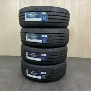新品 DUNLOP VEURO VE304 サマータイヤ 205/55R16 #0341AT000926の実物写真（1枚目）