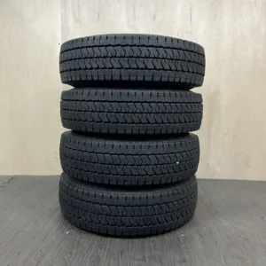 中古 BRIDGESTONE BLIZZAK VL10 冬用タイヤ 195/80R15 #0271AT0926の実物写真(1枚目)