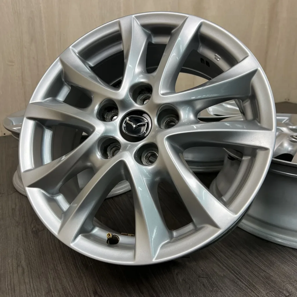 BRIDGESTONE BLIZZAK VRX3 MAZDA AXELA Tyre and wheel set 215/60 R16 Item number 428S40925