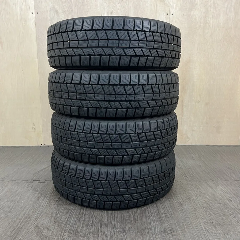 中古 NORTHTREK N5 冬用タイヤ 185/60R15 #0383AT000926の実物写真（1枚目）