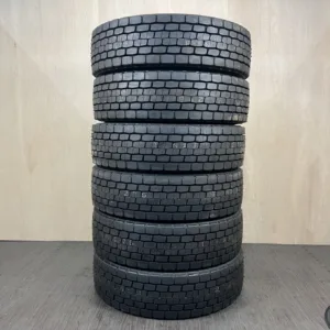 DUNLOP SP680 Tyre 245/80 R17.5 Item number 0257AT080926