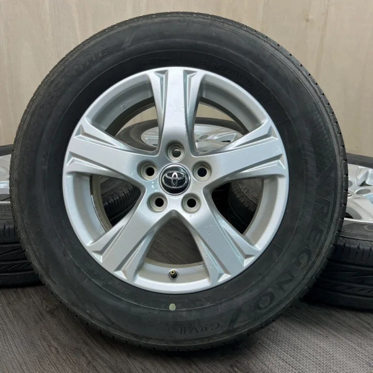 中古 BRIDGESTONE REGNO GRV2 + トヨタ ALPHARD タイヤ・ホイールセット 215/65R16 · 16×6.5J PCD 5x114.3 ET33 #291S40925の実物写真（1枚目）