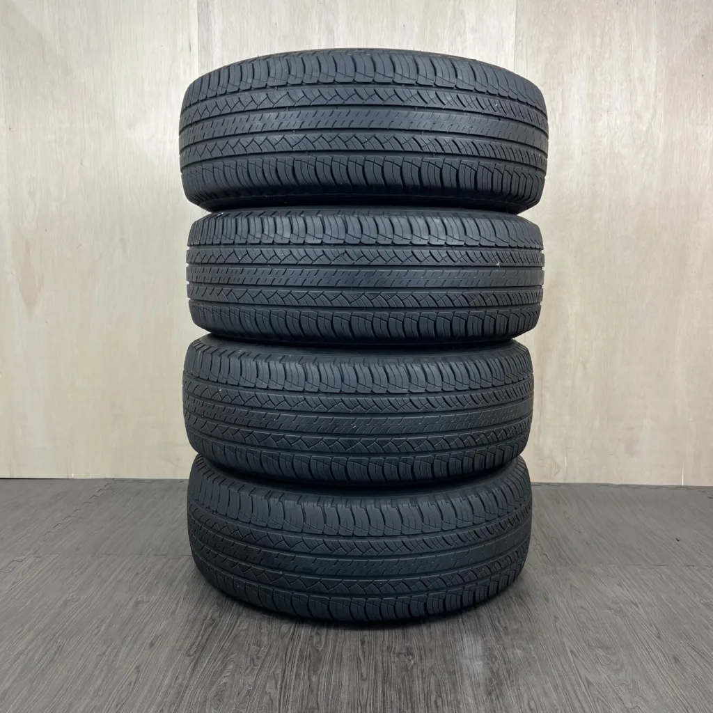 中古 MICHELIN LATITUDE TOUR HP サマータイヤ 265/60R18 #134T40426の実物写真（1枚目）