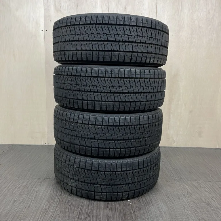 BRIDGESTONE BLIZZAK XG02 Шина 205/55 R16 артикул 174T40426