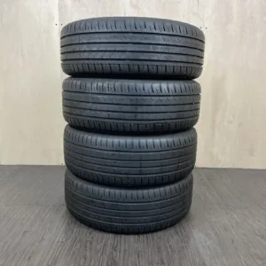 中古 YOKOHAMA BLUEARTH-GT AE51 サマータイヤ 195/55R16 #182T40426の実物写真（1枚目）