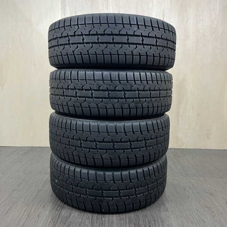 TOYO OBSERVE GARIT GIZ2 Tyre 215/55 R17 Item number 188T40426