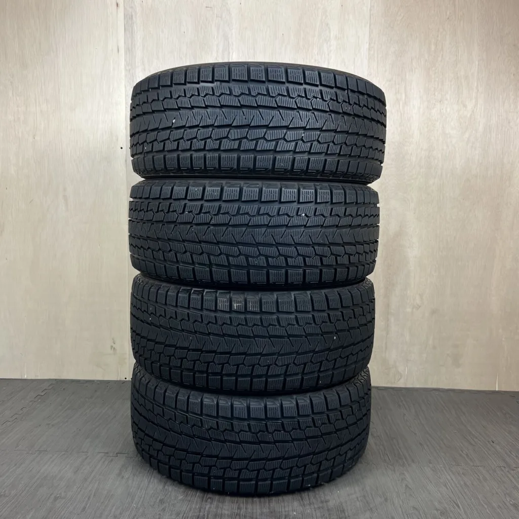 中古 YOKOHAMA GEOLANDAR I/T-S G073 冬用タイヤ 255/45R20 #0164AT020926の実物写真（1枚目）
