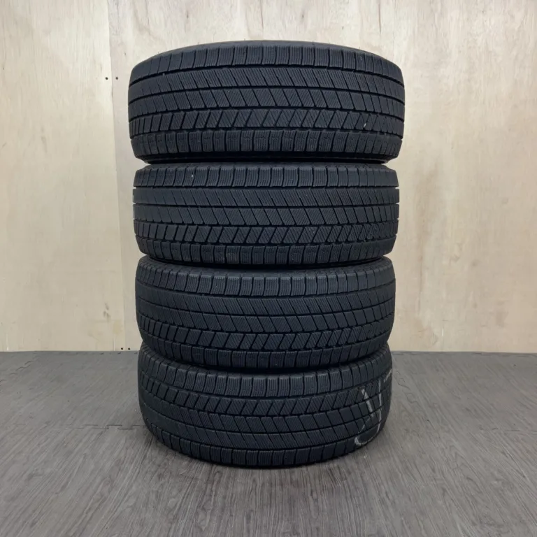 BRIDGESTONE BLIZZAK VRX3 Шина 205/55 R16 артикул 0537AT0926