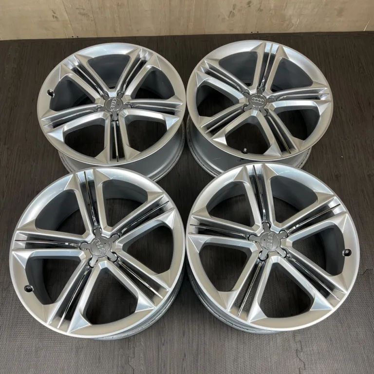 中古 アウディ S8; R8 ホイール 21×9.0J PCD 5x112 ET35 #0059AD100926の実物写真（1枚目）