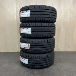 新品 HANKOOK VENTUS EVO K137 サマータイヤ 225/40R18 #0518AT040926の実物写真（1枚目）