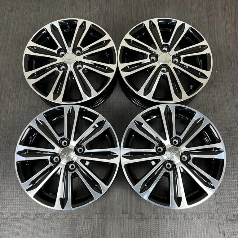 中古 ダイハツ TANTO L600S ホイール 15×4.5J PCD 4x100 ET45 #0052AD020926の実物写真（1枚目）