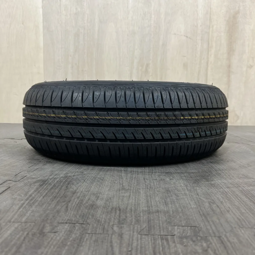 中古 TOYO PROXES CF3 サマータイヤ 165/60R15 #0349AT000926の実物写真（1枚目）