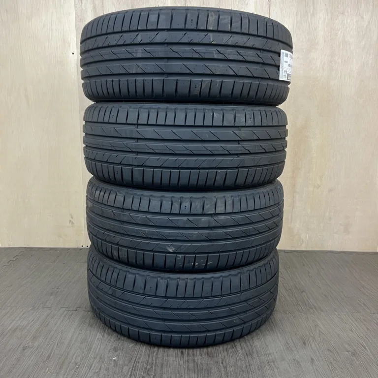 新品 HANKOOK K137A VENTUS EVO SUV サマータイヤ 225/50R18 #0246AT040926の実物写真（1枚目）