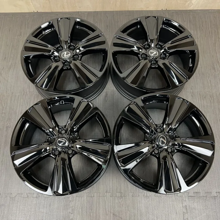 中古 レクサス UX ホイール 18×7.0J PCD 5x114.3 ET45 #0044AD050926の実物写真（1枚目）