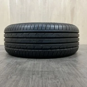 中古 MEDALION CST MD-A1 サマータイヤ 215/45R18 #0358AT000926の実物写真(1枚目)