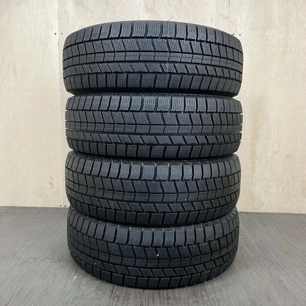 中古 NORTHTREK N5 冬用タイヤ 206/60R16 #0127AT020926の実物写真（1枚目）