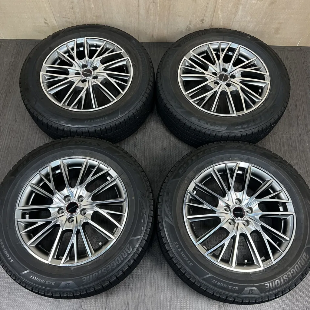 中古 MID VERTEC ONE ホイール 17×7.0J PCD 5x100 ET48 #0410AD000926の実物写真（1枚目）