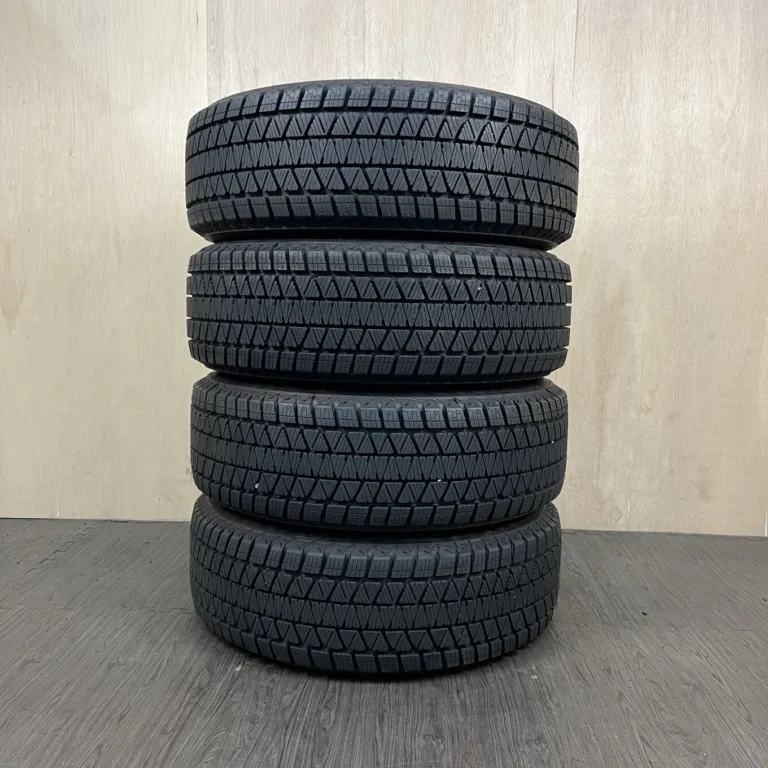 BRIDGESTONE BLIZZAK DM-V3 Tyre 225/65 R17 Item number 167T40325