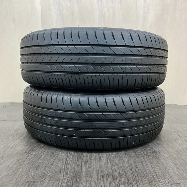 BRIDGESTONE Tyre 235/50 R21 Item number 917T40325