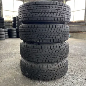 DUNLOP WINTER MAXX SJ8 Tyre 225/65 R17 Item number 493T41024