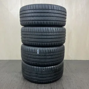中古 MICHELIN PILOT SPORT 4 サマータイヤ 235/40R18 #191T40925の実物写真（1枚目）
